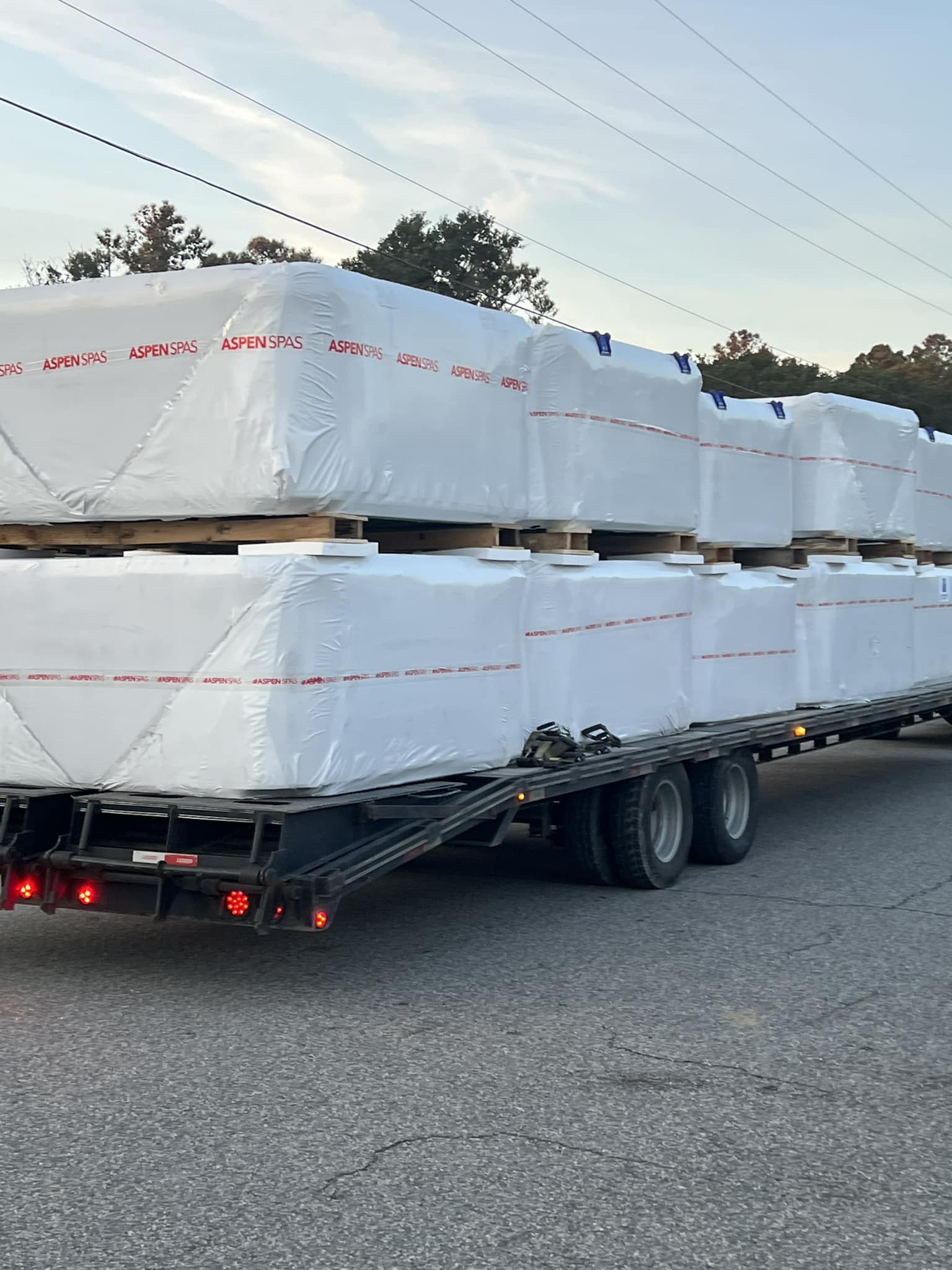 Aspen Spas shipment delivery to Ritchie Pools on the Outer Banks